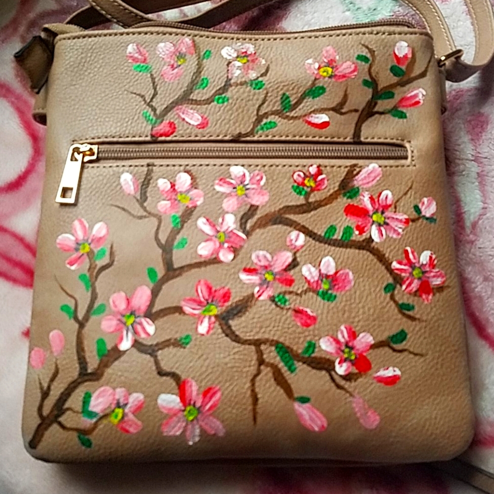 Crossbody bag
